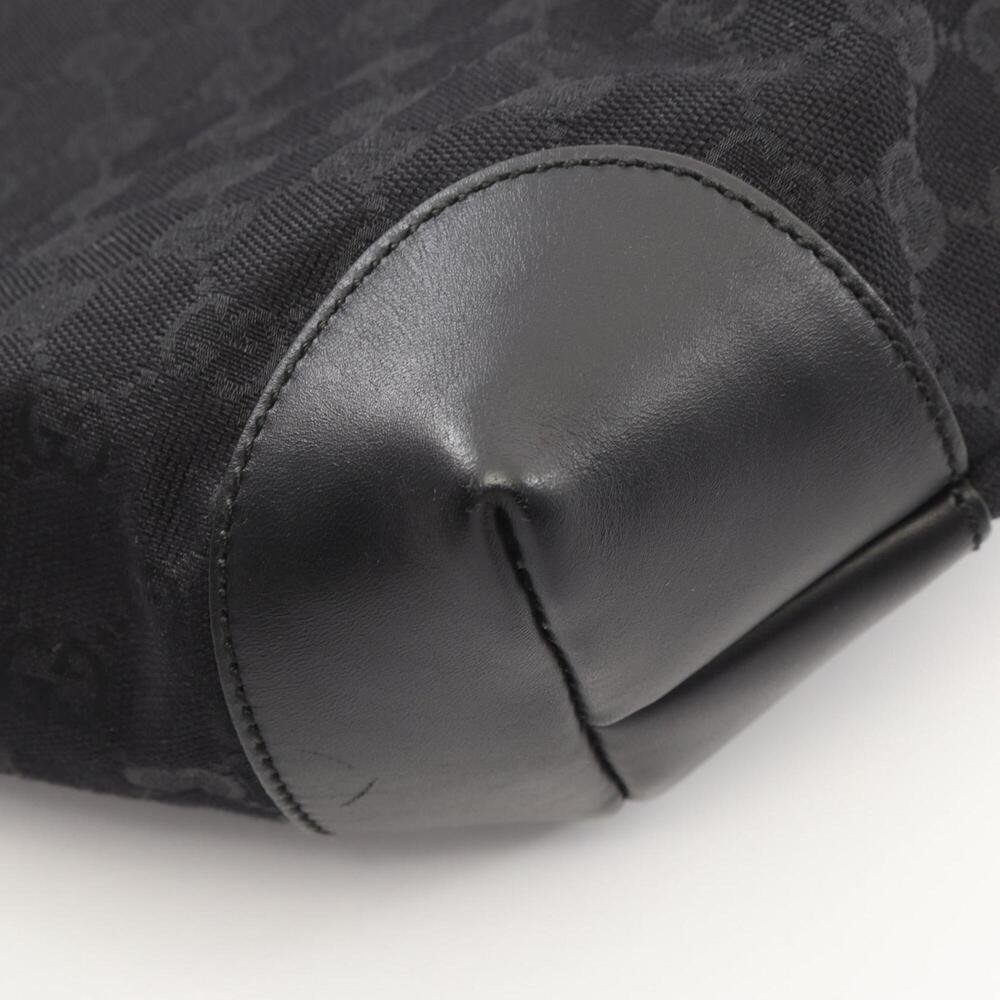 GUCCI Black Leather Shoulder Bag - Picture 7 of 9